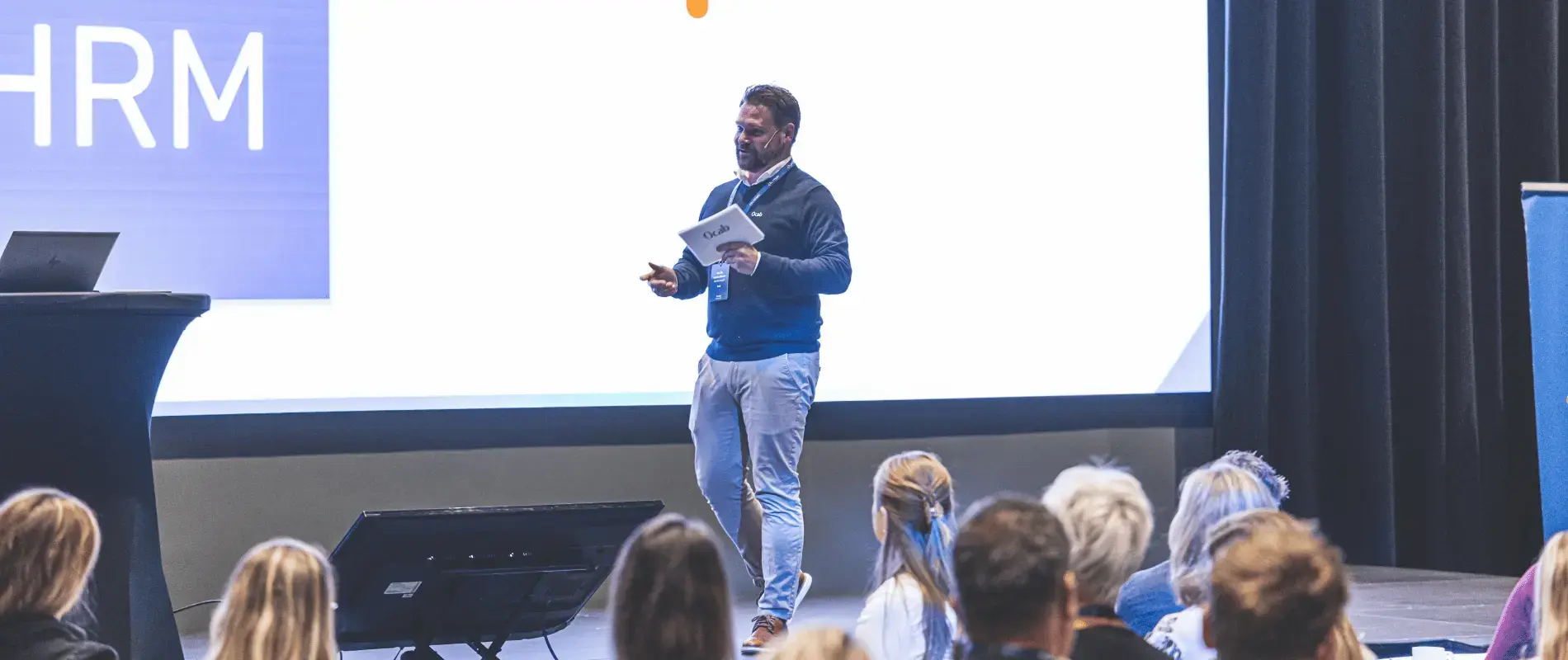 Kim Ole fra OCAB viser hvordan de bruker 4human-systemene på Brukerdagene 2025